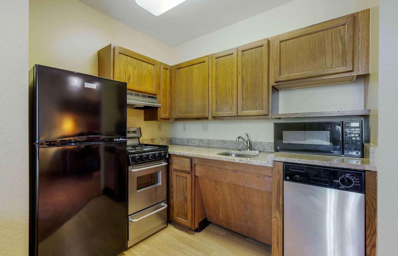 Hotel Extended America - - Dulles