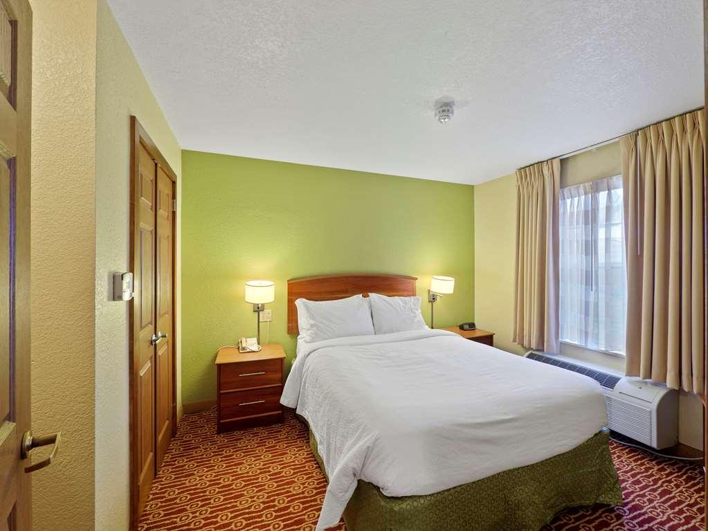 Extended America - - Dulles Hotel