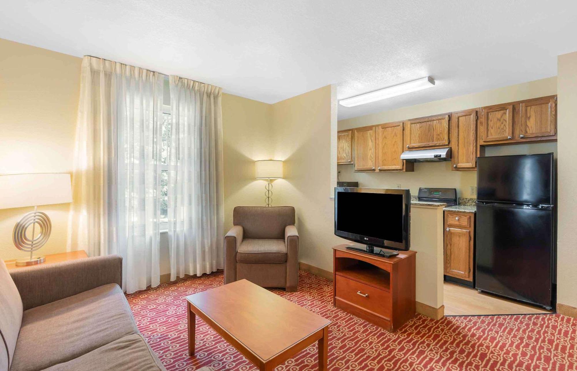 Extended America - - Dulles Hotel 2*